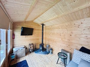 Photo 17- click for photo gallery